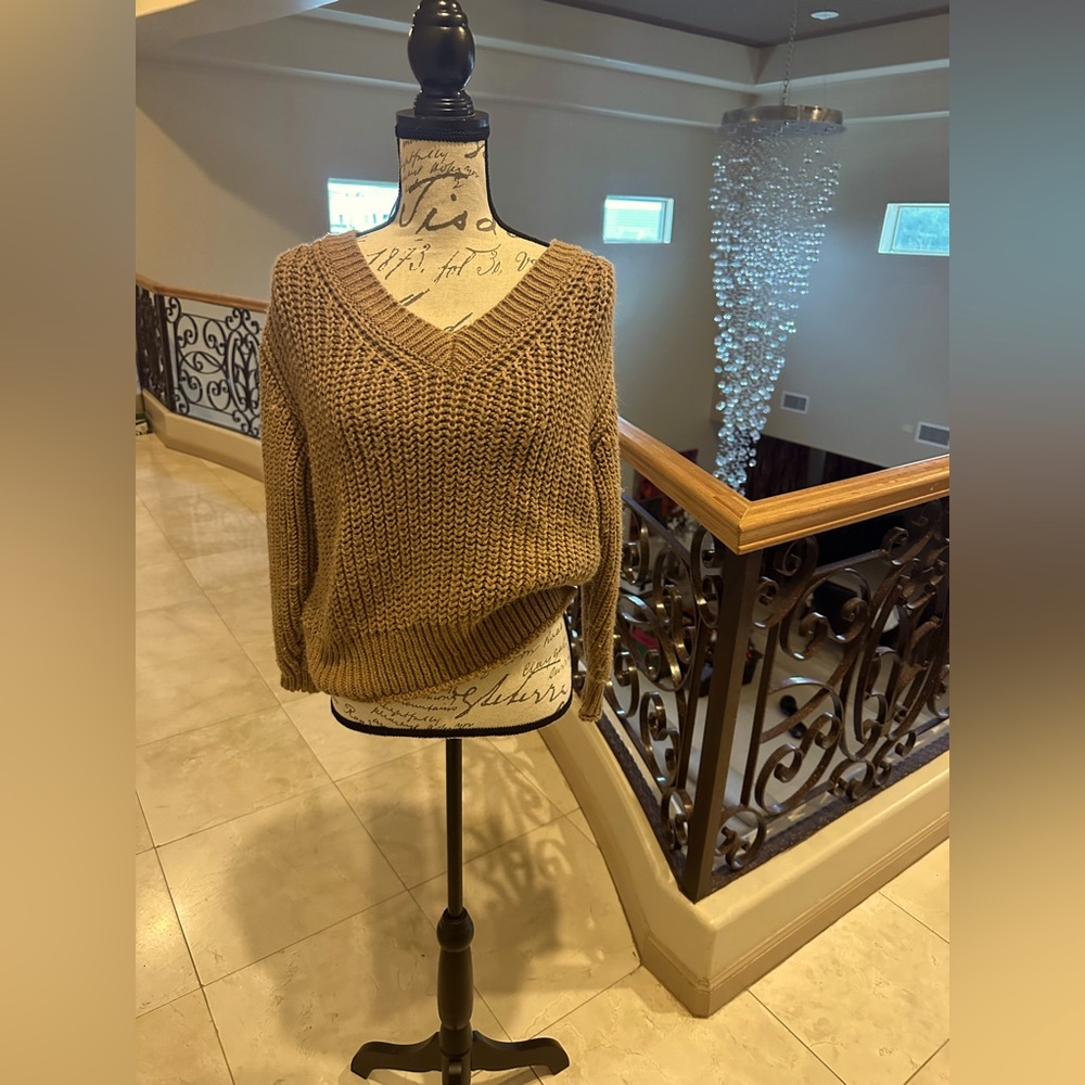 Brown casual knit sweater